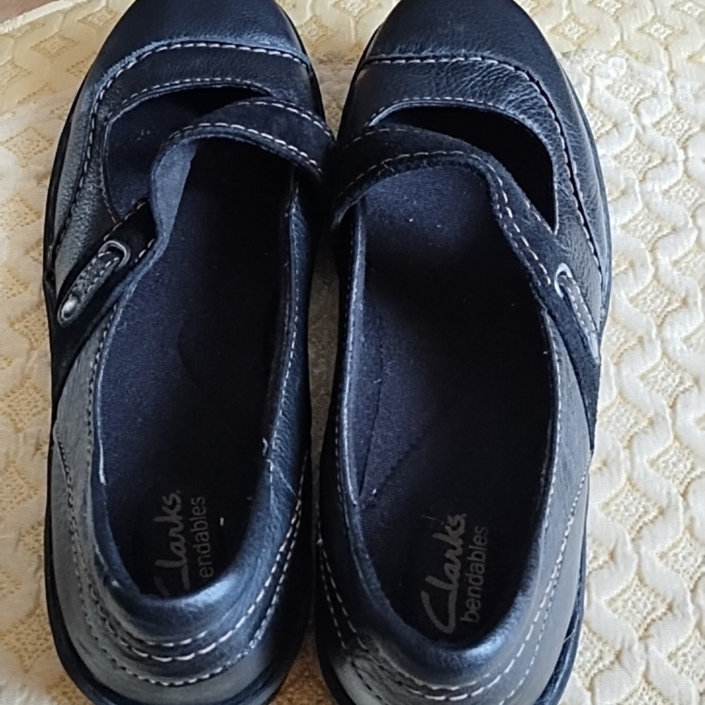 Clarks Leather Bendable Mary Jane's Size 10 - Picture 3 of 10
